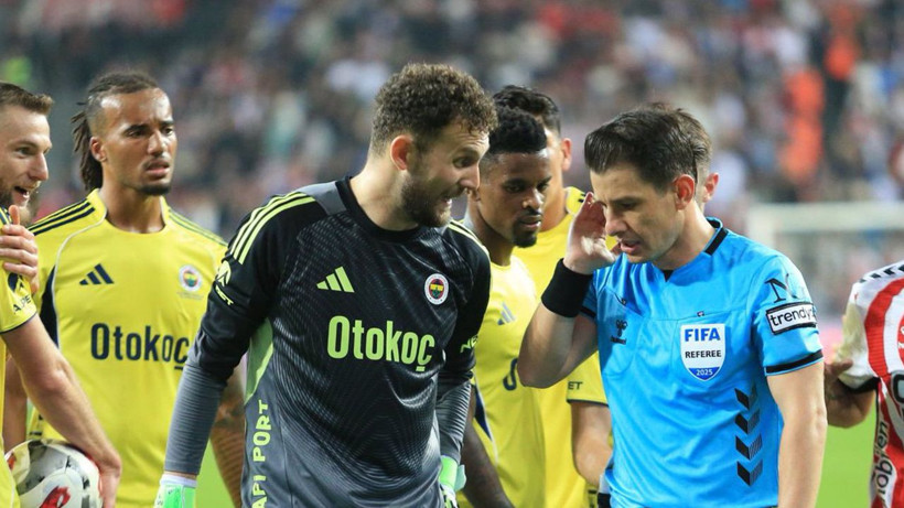 Fenerbahçe'den Trabzonspor'a transfer oluyor: 'Hayırlı olsun' diyerek duyurdu - Resim: 10