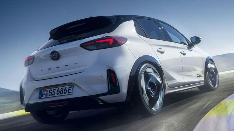 Elektrikli Opel Corsa görücüye çıktı: Efsane model böyle geri döndü - Resim: 3