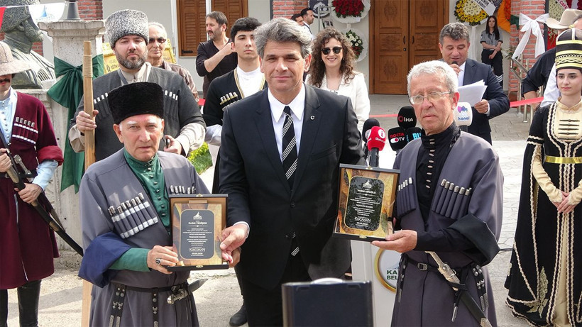 Türkiye’de bir ilk: 162 yıllık o bavulun içinden tarih çıktı - Resim: 5