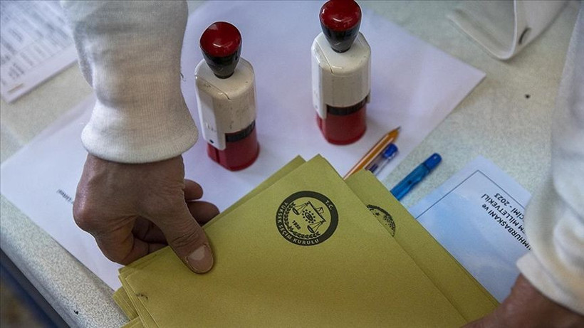 Son seçim anketinde AK Parti ilk kez CHP'yi geçti, seçimin kaderi milliyetçi cephede - Resim: 12