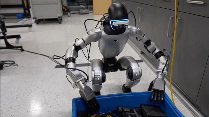 Robotlar fabrikada 8 saat mesai yaptı: Bunu da gördük - Resim: 2