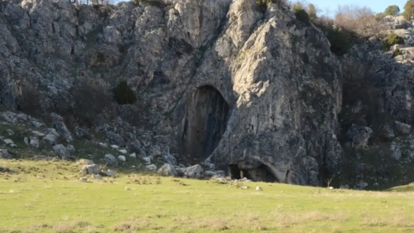 Türkiye’nin konuştuğu gizemli mağara: İki kenti birbirine bağlıyor - Resim: 9