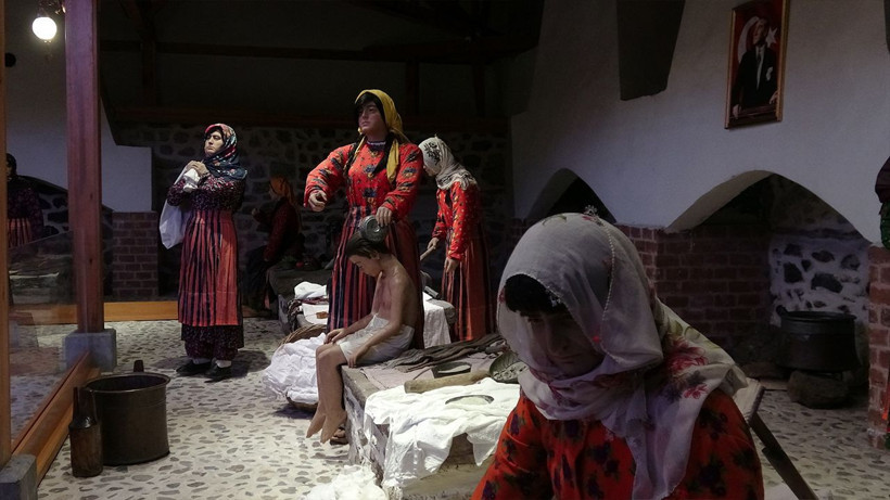Türk kadının cefası ve mahalle kültürü bu müzede canlanıyor - Resim: 3