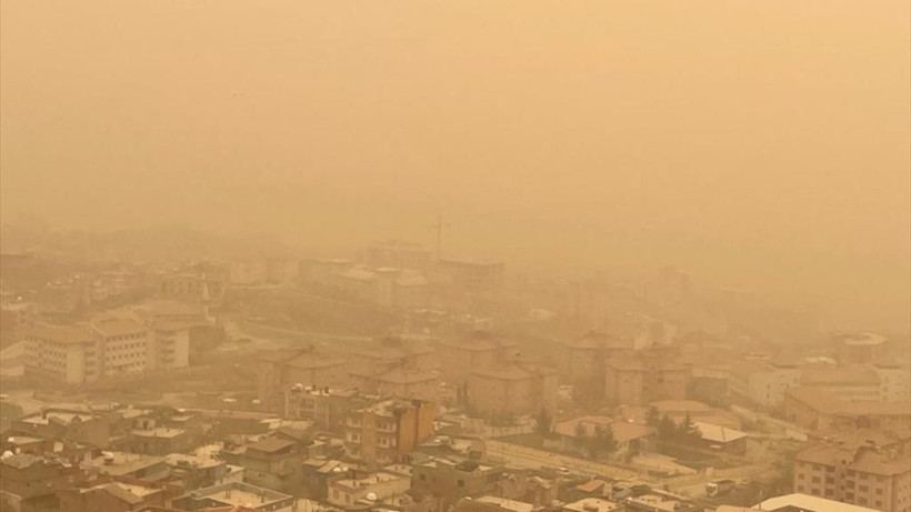 Meteoroloji duyurdu: Çamur yağmuruna hazır olun pencerelerinizi sakın açmayın - Resim: 2