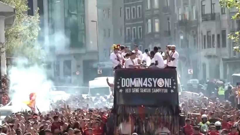 Galatasaray'da şampiyonluk kutlamaları - Resim: 2