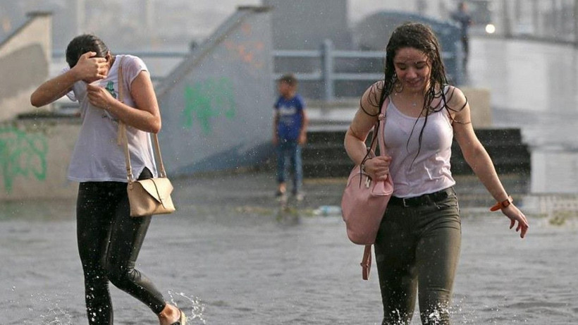 AKOM saat vererek peş peşe uyardı: Bahar güneşi gidiyor, ani sağanak geliyor - Resim: 3