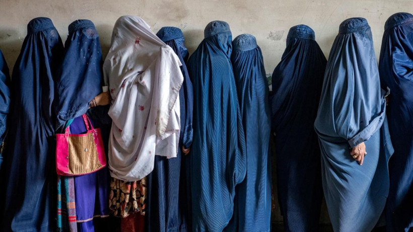 Taliban'dan skandal karar: Çocuk gelinlere 'hukuki' düzenleme - Resim: 2