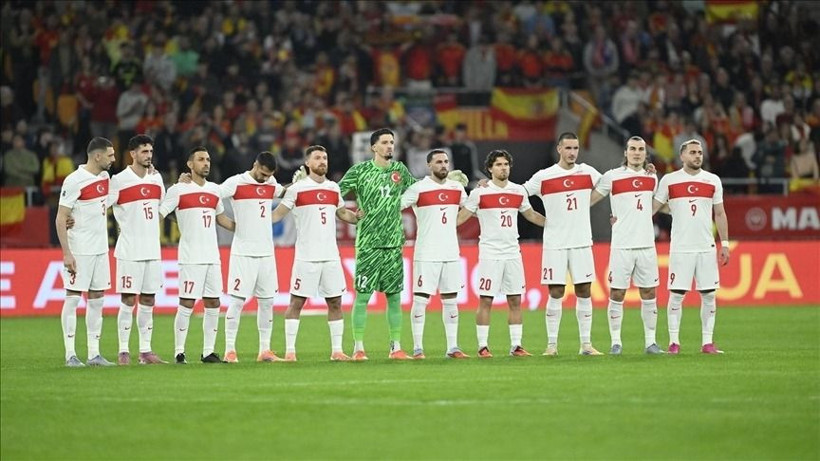 Montella'nın Dünya Kupası kadro tercihi eleştirildi: 5 futbolcu topa tutuldu - Resim: 1