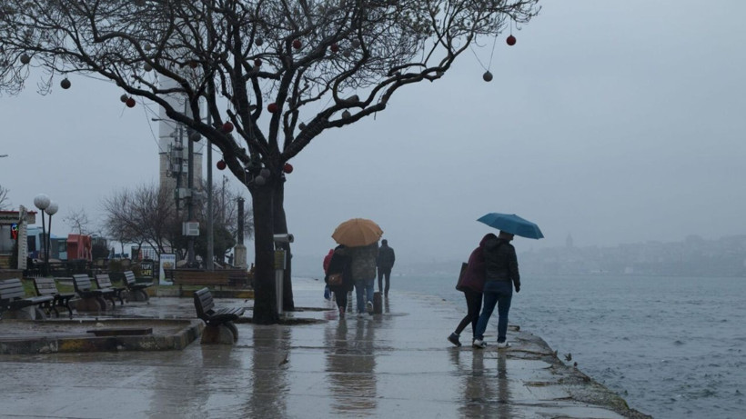 Meteoroloji, Valilik ve AKOM peş peşe uyardı: İstanbul’da sağanak yağış şiddetleniyor - Resim: 2