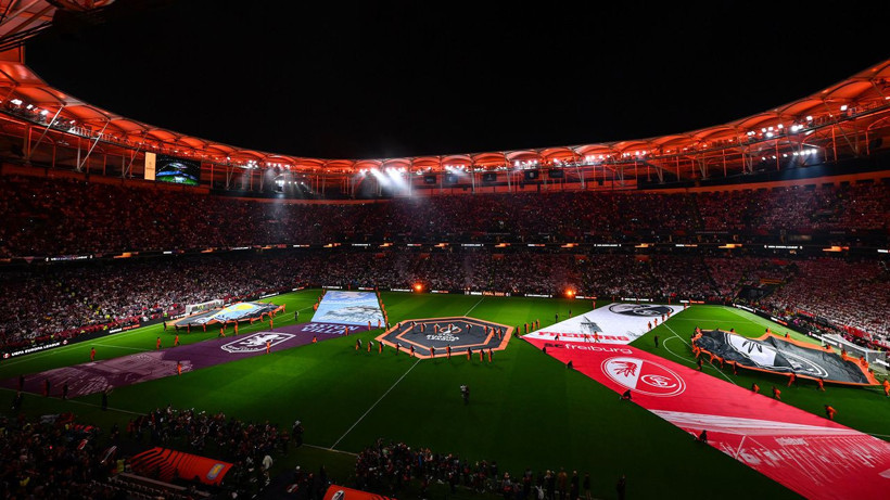 İstanbul finalinde yine İngilizler tarih yazdı: Aston Villa Freiburg'u dağıttı - Resim: 1