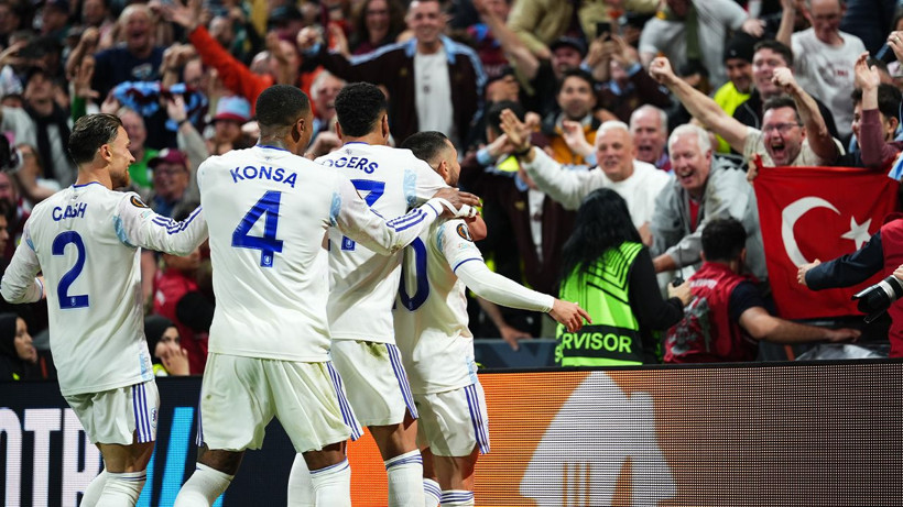 İstanbul finalinde yine İngilizler tarih yazdı: Aston Villa Freiburg'u dağıttı - Resim: 9