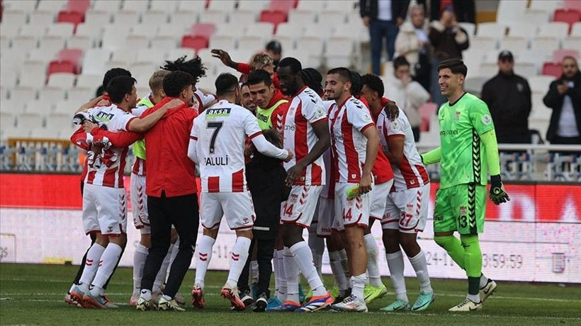 Süper Lig'de estiriyorlardı: Türk futbolunun köklü kulübünde başkan adayı çıkmadı - Resim: 2