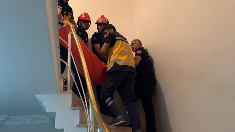 Çığlıkları alt kattan duyuldu: Ekipler zamanla yarışarak yetişti - Resim : 3