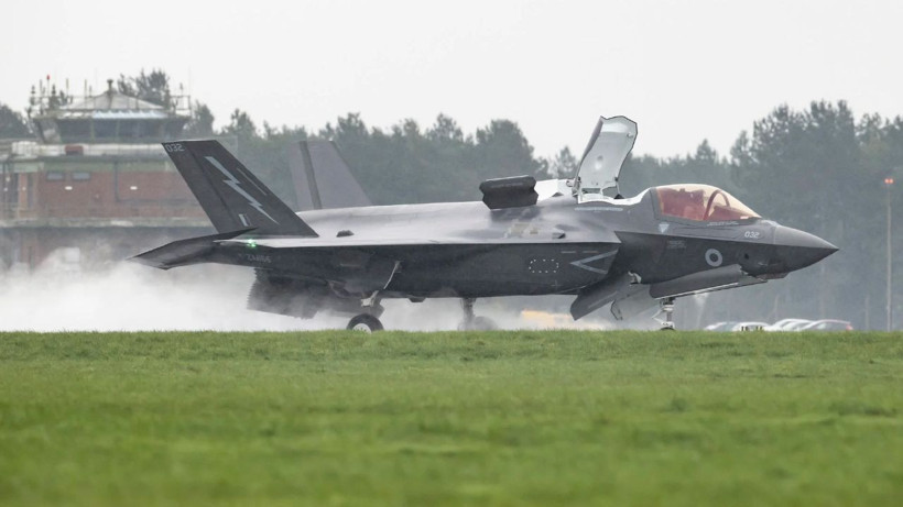 F-35 skandalı büyüyor: İngiltere’nin yeni savaş uçakları ilk uçuşta arıza verdi - Resim: 5
