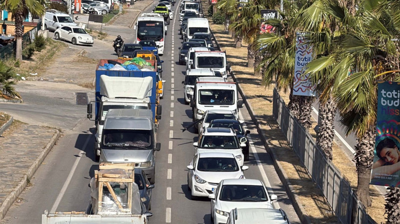 Tatilciler Bodrum yollarını doldurdu: Bayram hareketliliği zirveye çıktı - Resim: 5