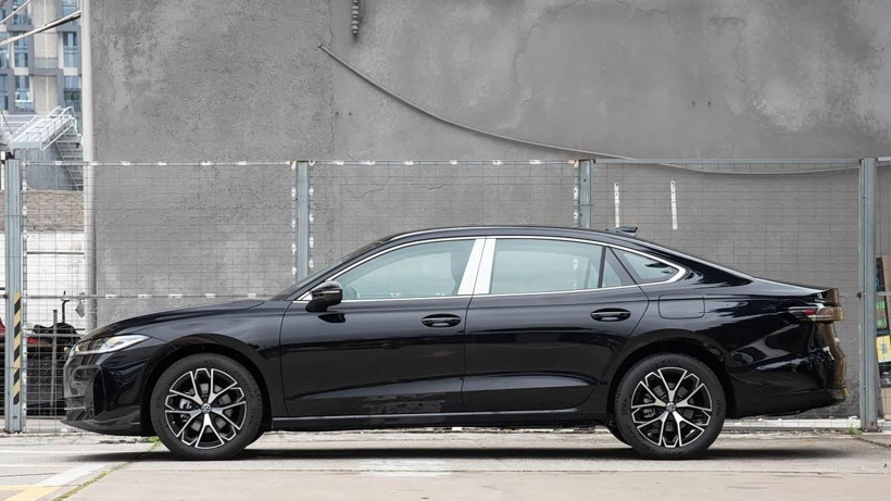 Yeni Volkswagen Passat ePro sahneye çıkıyor - Resim: 7
