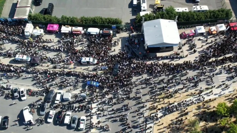 Kanye West konseri öncesi Atatürk Olimpiyat Stadyumu’nda yoğunluk - Resim : 2
