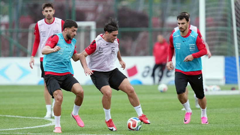 Türkiye-K. Makedonya maçı: Montella'nın ilk 11'i ve karşılaşmanın detayları - Resim: 3