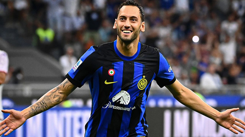 Sosyal medyada en fazla takipçisi olan Türk futbolcular: İlk 5'te sürpriz isim - Resim: 14