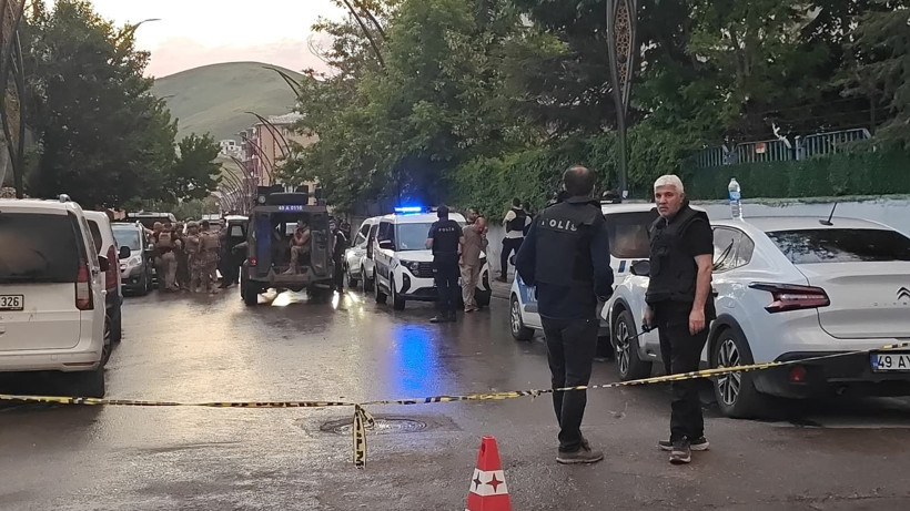 Kardeşini vurdu, polise ateş açtı: Özel harekat operasyonla etkisiz hale getirdi - Resim: 5