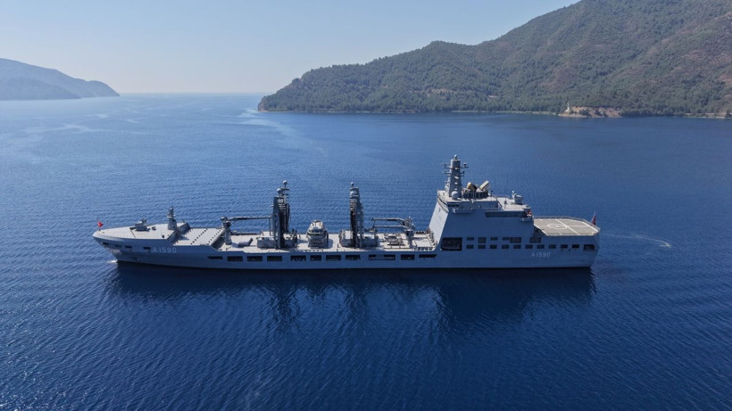 TCG Derya'dan Denizkurdu’nda gövde gösterisi: Türk donanmasının ikinci büyük gemisi lojistik gücünü sergiliyor - Resim: 2