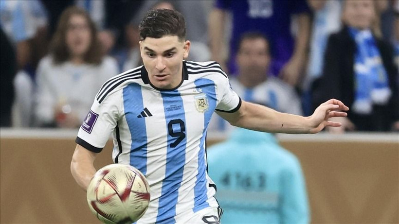 Dünyanın en iyi 30 futbolcusu açıklandı: Messi ve Ronaldo'nun yeri gündem oldu - Resim: 10