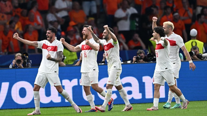 Servet Çetin’den Avustralya maçı yorumu: 4 milli futbolcuyu öne çıkardı, skor tahmini yaptı - Resim: 8