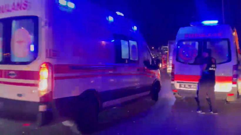 Kazayı yapıp aracını bıraktı, koşarak kaçtı: Bursa’da kabus gecesi - Resim : 3