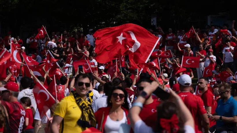 Ay-yıldızlı çıkarmaya Kanada hayran kaldı: Vancouver'da unutulmaz atmosfer - Resim: 6