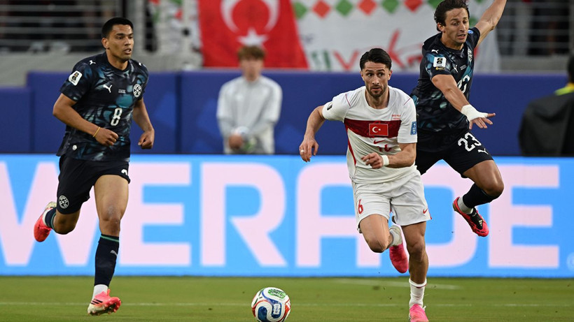 İtalyanlar Montella’nın üstünü çizdi: Türkiye batıyor, Paraguay kutlama yapıyor - Resim: 1