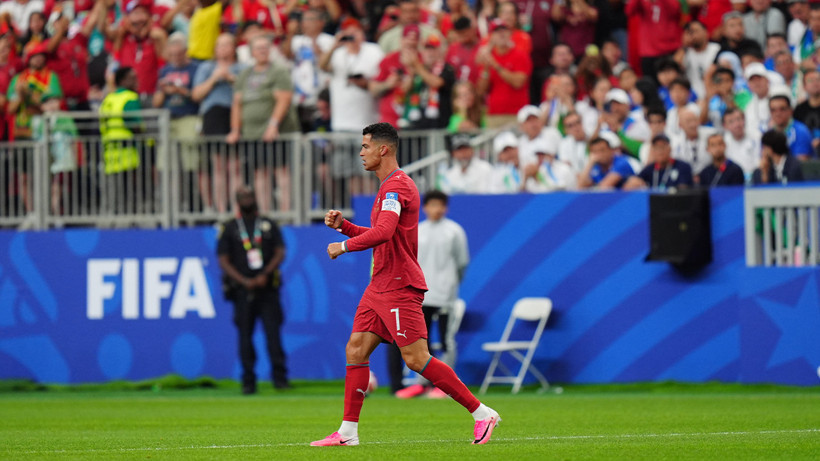 Ronaldo 6 dakikada eleştirilere cevap verdi: Attığı golle tarihe geçti - Resim : 3