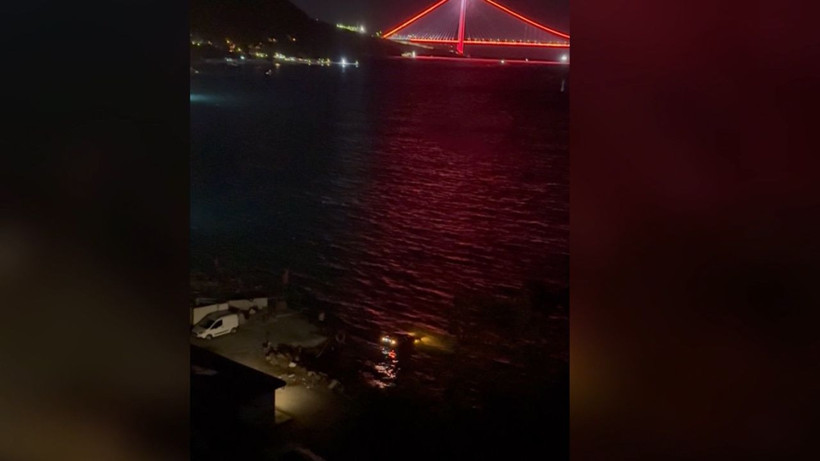 Türkiye bu sıra dışı kazayı ve ihbarı konuşuyor: Boğaz'ın sularında ‘Işıklı’ bir iz bıraktı - Resim: 9