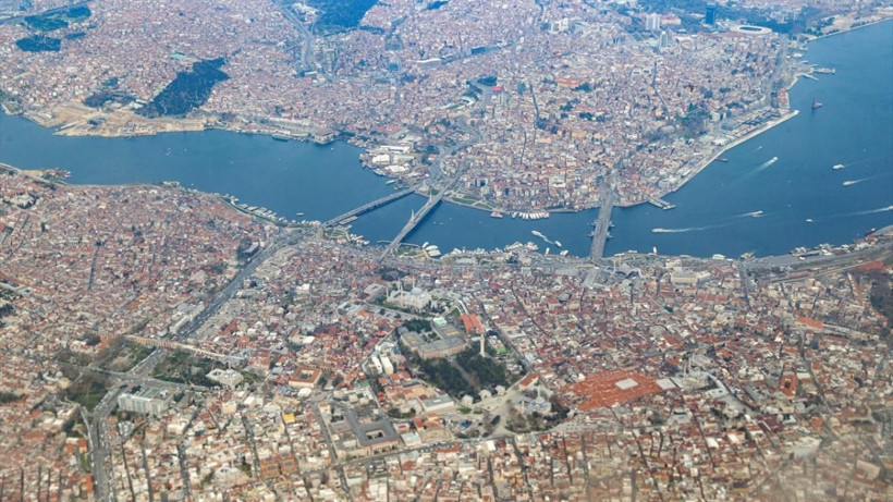 Prof. Dr. Osman Bektaş'tan büyük İstanbul depreminde çarpıcı iki senaryo: '250 yıllık süre doldu' yorumuna itiraz etti - Resim: 1
