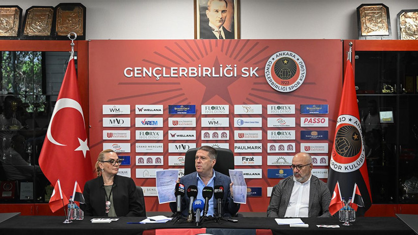 Süper Lig kulübü karıştı: Başkan 'Beni devirmek istiyorlar' diyerek seçim kararı aldı - Resim: 6