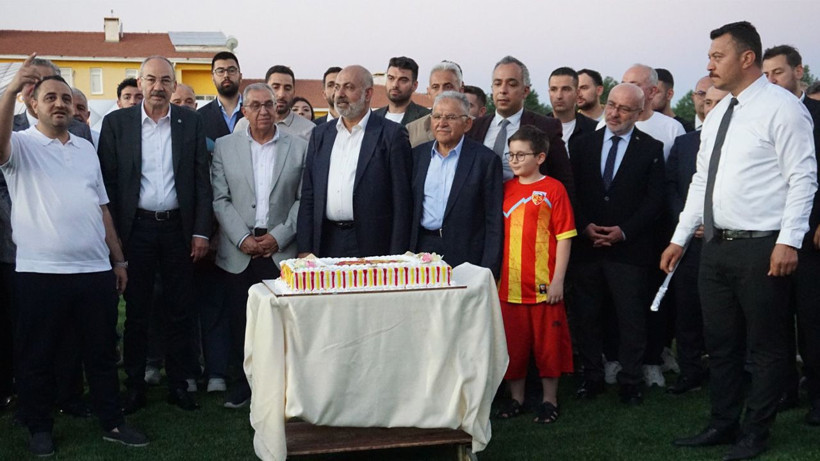 Kayserispor 60. yaşını kutladı: Ali Çamlı'dan Süper Lig sözü - Resim: 1