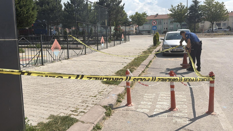 Silahla vuruldu taşla cevap verdi: Yaralı adam kendi böyle savundu - Resim: 1