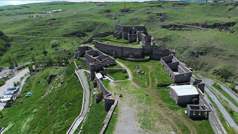 Asırlık ihtişamıyla Kars Kalesi UNESCO yolunda - Resim: 5