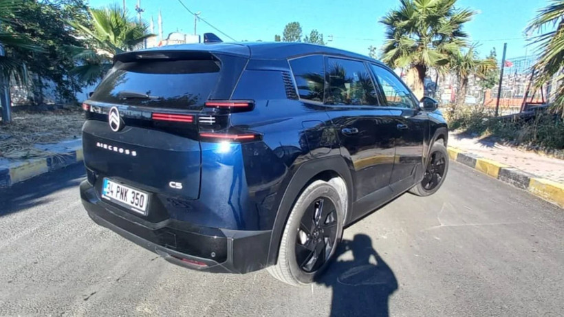 Yeni nesil C5 Aircross sahneye çıktı - Resim: 17