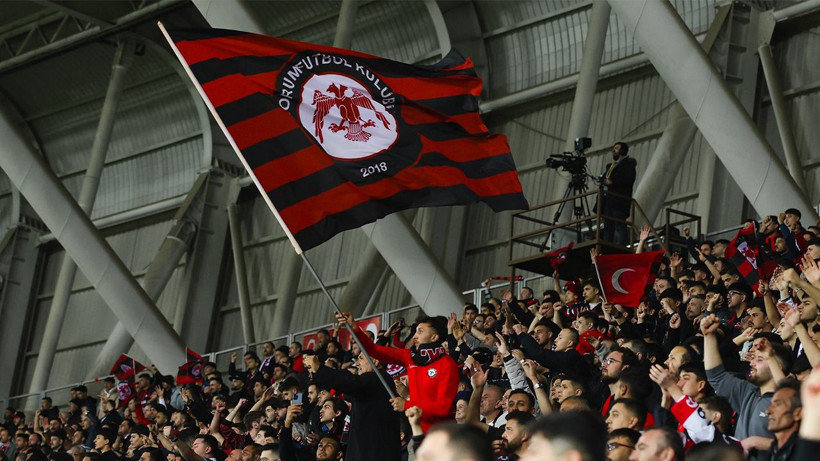 Süper Lig'de 4 büyükleri kıskandıracak transfer: Dünya yıldızı Türkiye'ye geldi - Resim: 2