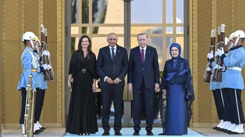 Külliye'de NATO resepsiyonu: Liderler aile fotoğrafı verdi - Resim: 4