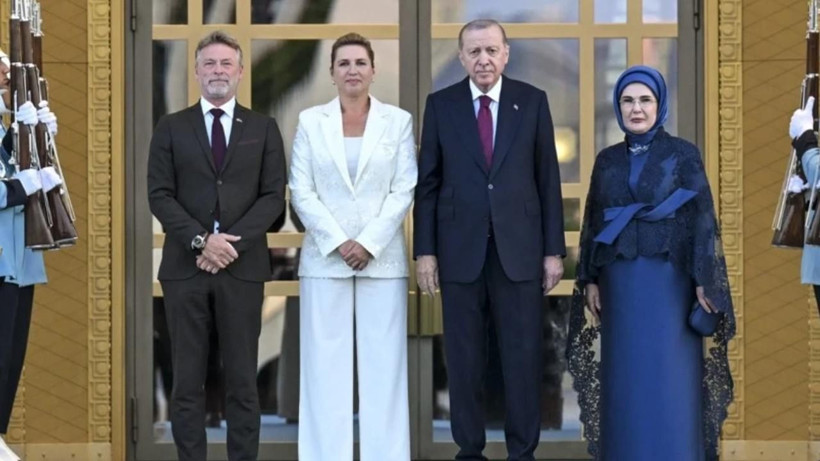 Külliye'de NATO resepsiyonu: Liderler aile fotoğrafı verdi - Resim: 7