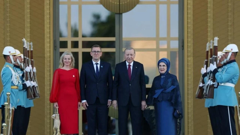 Külliye'de NATO resepsiyonu: Liderler aile fotoğrafı verdi - Resim: 9