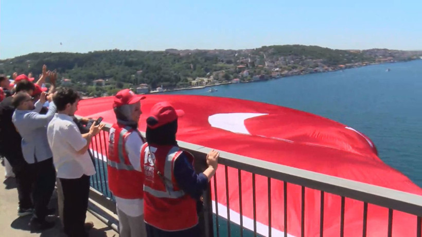 O gece destan yazan köprüden dünyaya net mesaj - Resim: 5