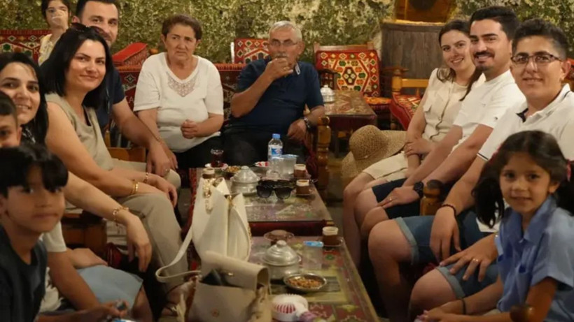 Bu lezzet 40 derecede serinletiyor: Gaziantep'te fincan fincan satılıyor - Resim: 5