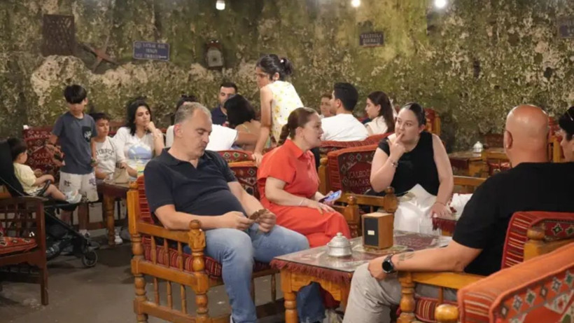 Bu lezzet 40 derecede serinletiyor: Gaziantep'te fincan fincan satılıyor - Resim: 4