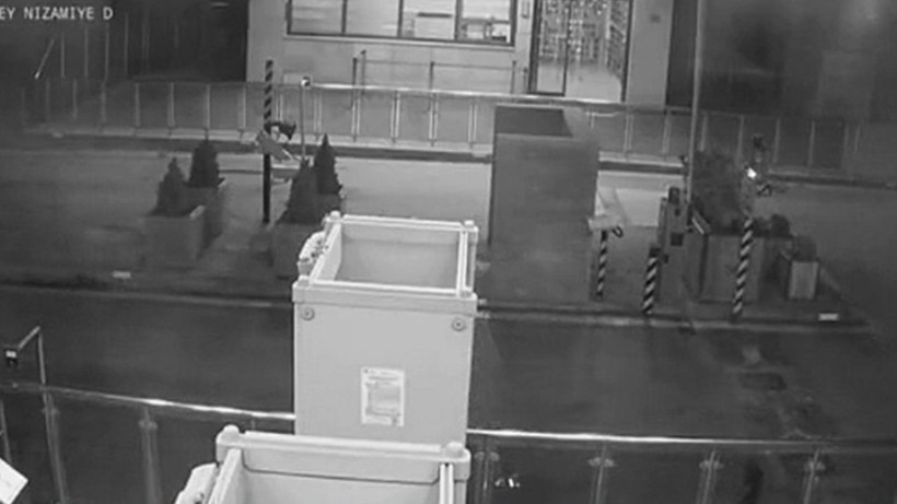 Karanlık başlayıp zaferle biten o gece: İşte 15 Temmuz darbe girişiminin seyrini değiştiren kritik saatler - Resim: 3