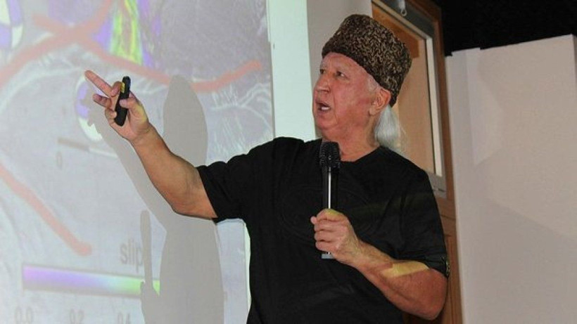 Şener Üşümezsoy’dan Naci Görür’e sert sözler: “Öz eleştiri yapmalı” - Resim: 7