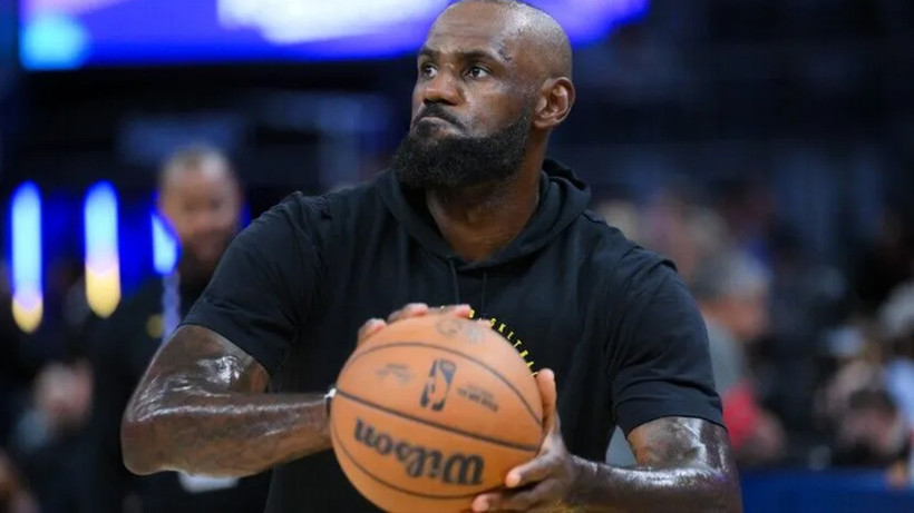 Trump'tan LeBron James'e olay sözler: 'Belki de ırkçıdır' - Resim : 1