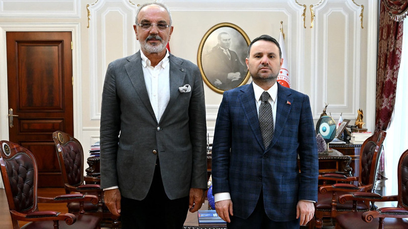 DEM Partili Sırrı Sakık, Adalet Bakanı Akın Gürlek'i ziyaret etti - Resim : 1