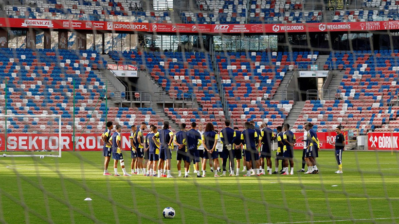 Fenerbahçe'de ayrılık kararı: 5 futbolcunun bileti kesildi - Resim: 2